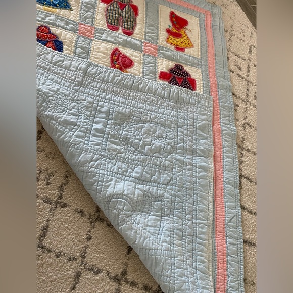 Handmade 49”/34” Crib Sunbonnet Quilt & Throw Pillow - Picture 4 of 8